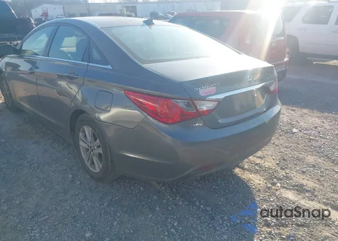2013 Hyundai Sonata Gls z USA, uszkodzony, nr VIN 5NPEB4AC4DH619340